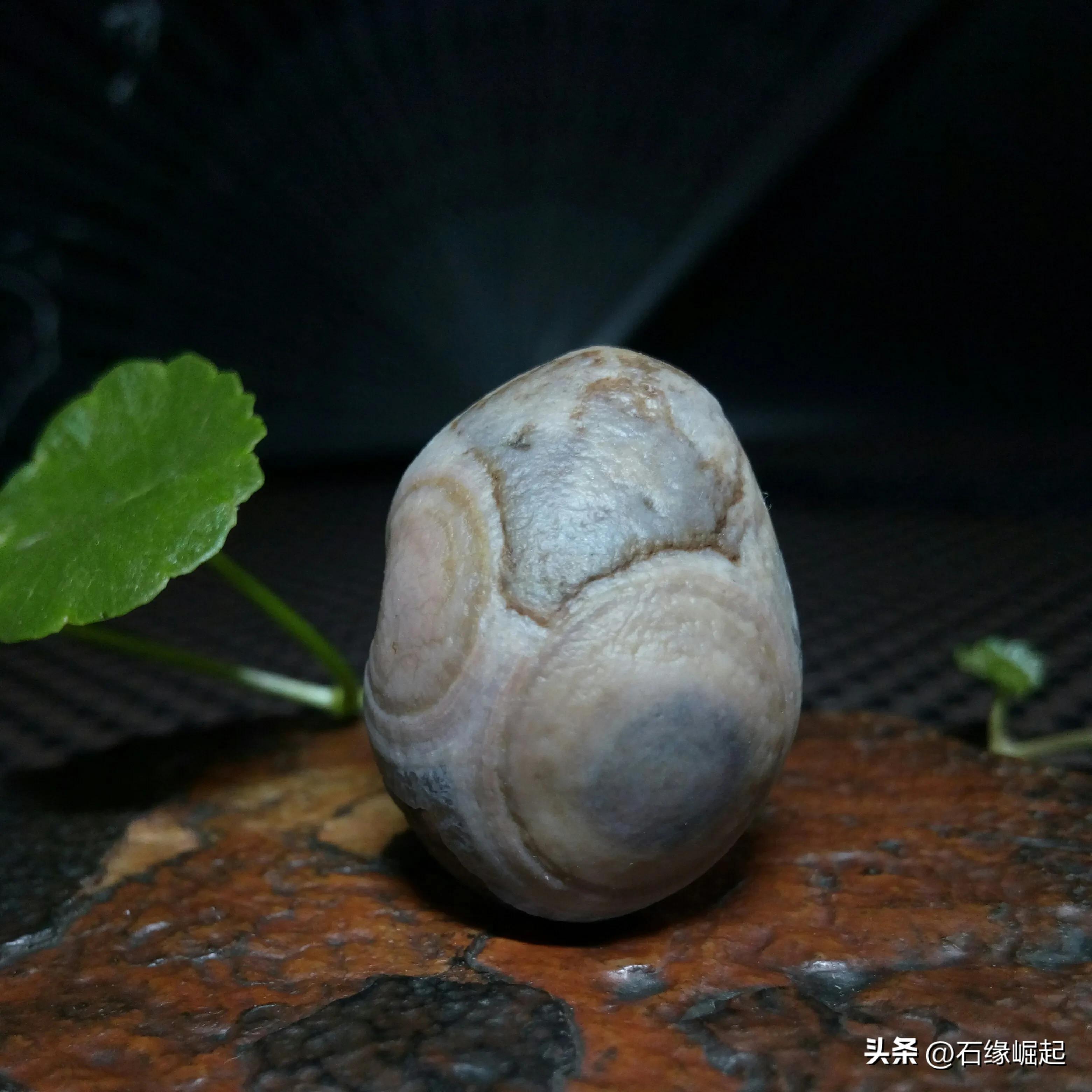 眼睛石价格涨了多少 (眼睛石为什么这么贵)