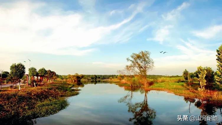 和圣故里，旧称黄湖，为皖地设县最晚的县城之一