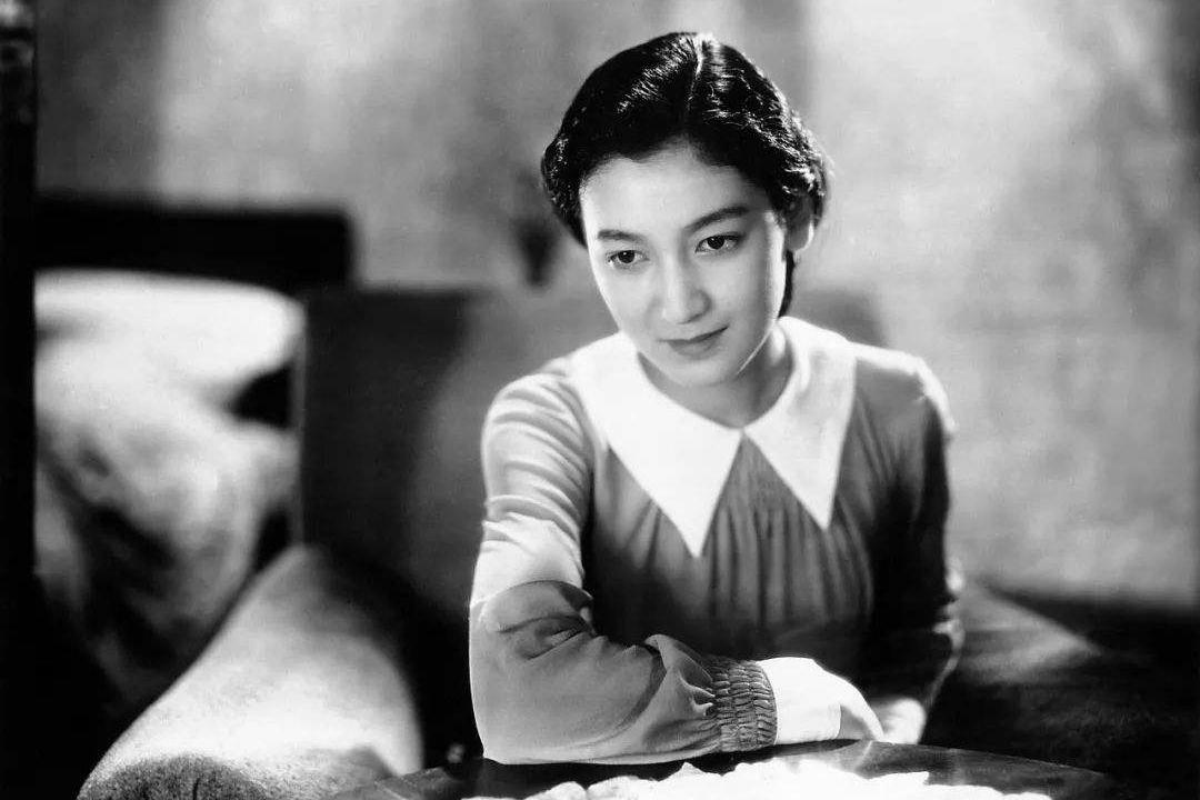 昭和女神谁被送给麦克阿瑟,日本送给麦克阿瑟的女人