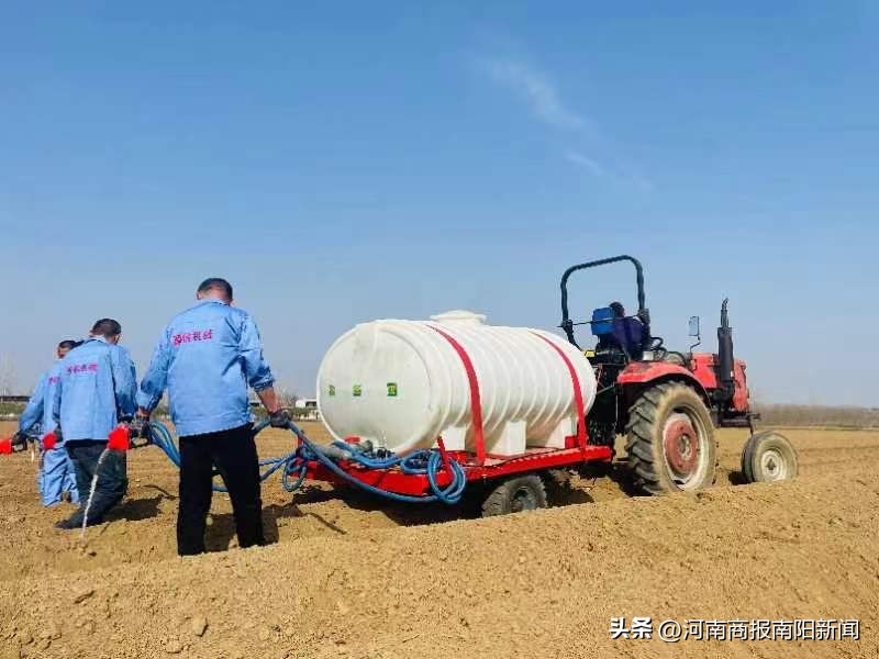河南方城：“新农机”点亮智“慧”种烟路