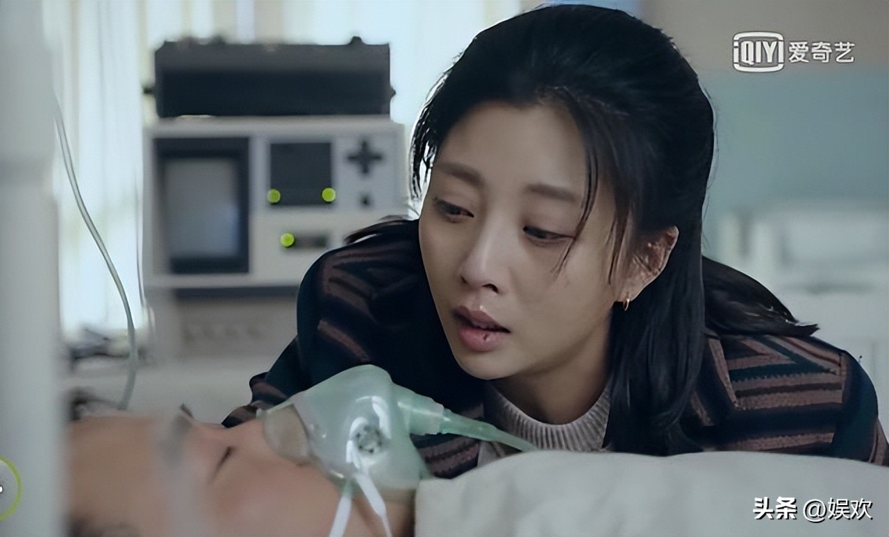 柳岩和殷桃对比照片,柳岩与殷桃是同一个人吗