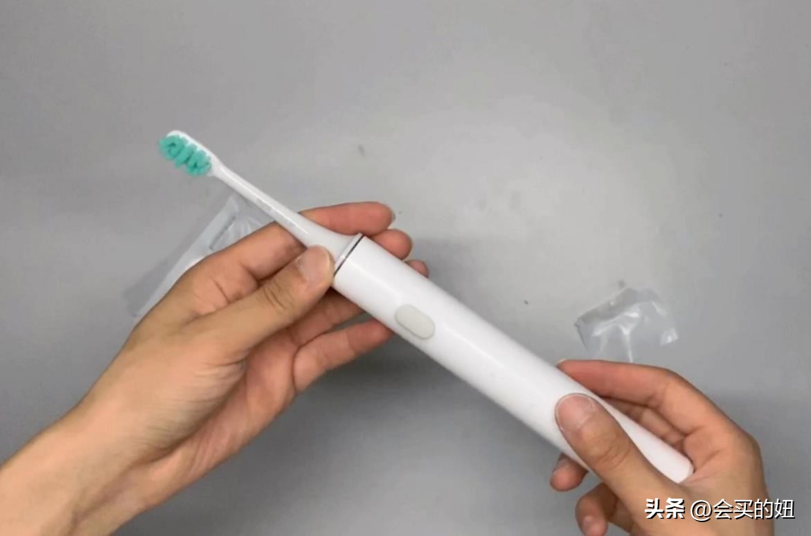 如何挑选一款好的电动牙刷,如何选购电动牙刷比较好