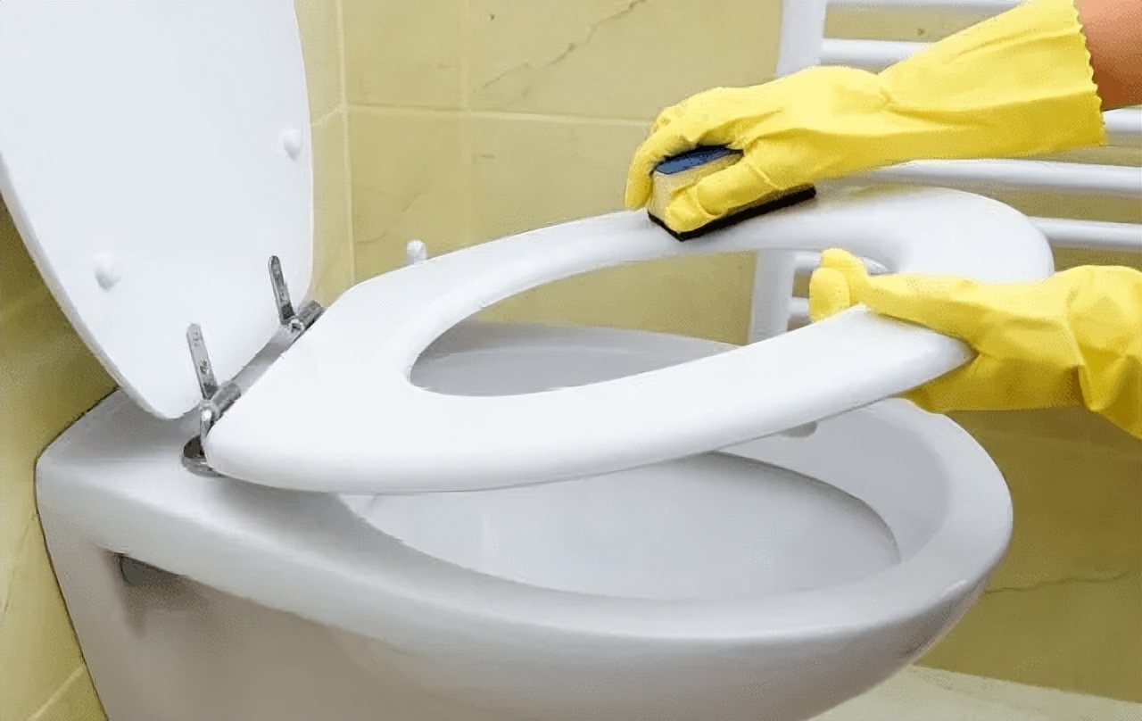 阴虱是什么？为啥有人好端端就染上了？医生：离不开5个传播途径