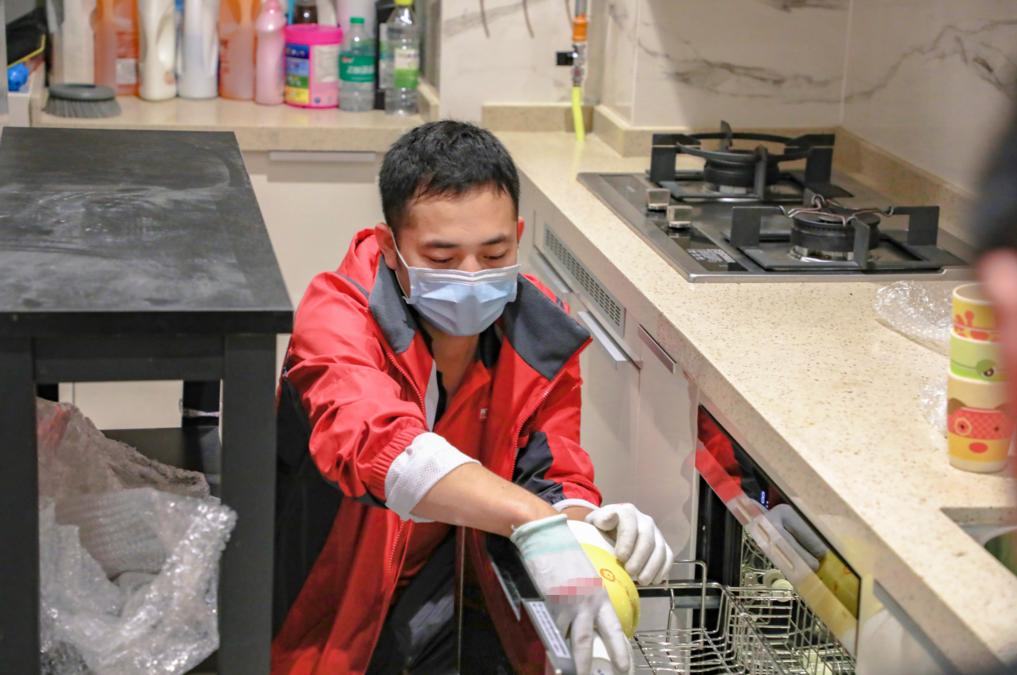 冰箱搬家怎么搬比较好,冰箱搬家怎么搬才能不坏