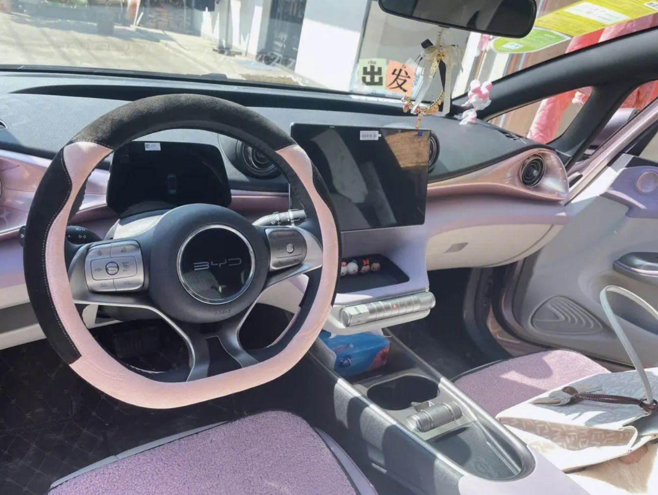 哪吒和好猫新能源车对比,哪吒和好猫汽车对比