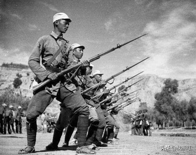 吕正操回忆录，用很长篇幅感念的人，为何不是张学良而是贺龙？