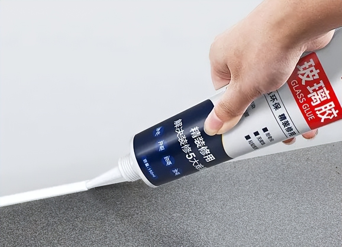 装修时最常用的胶水有哪些,装修最好用哪些胶水呢