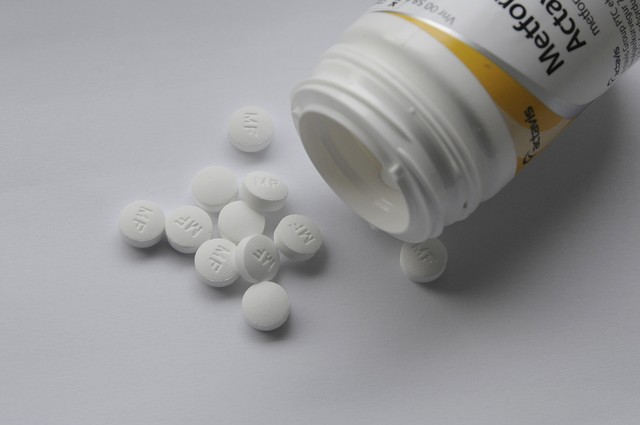 降糖药二甲双胍对肾有伤害吗,降糖药二甲双胍的作用