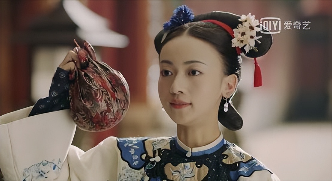 比高领毛衣取暖花样多，马克龙更应引入红楼梦、琅琊榜等古装剧