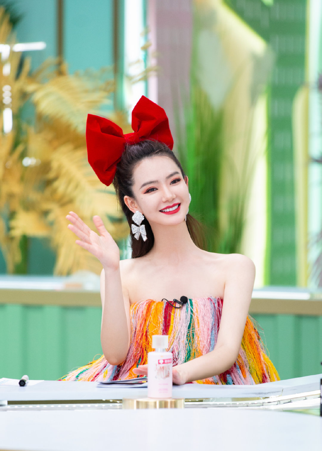 女人过了四十戴什么好,40岁女人怎么戴饰品才好看