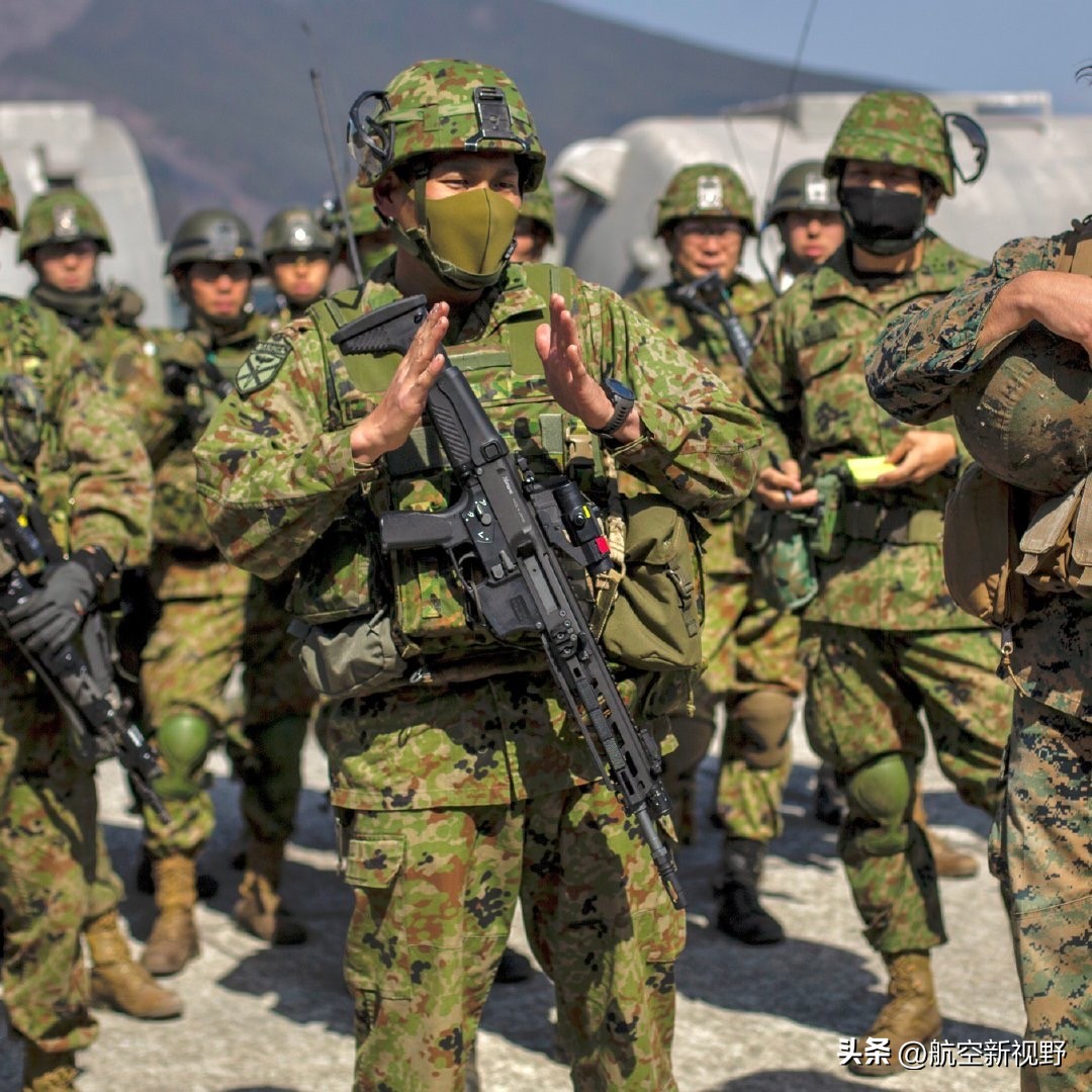 日本装备的现代步枪,20式自动步枪装备了吗