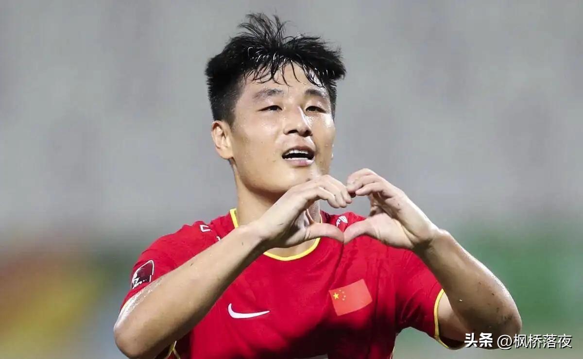 8球9助！能够替代武磊的男人出现了！29岁前苏宁飞翼越来越完美