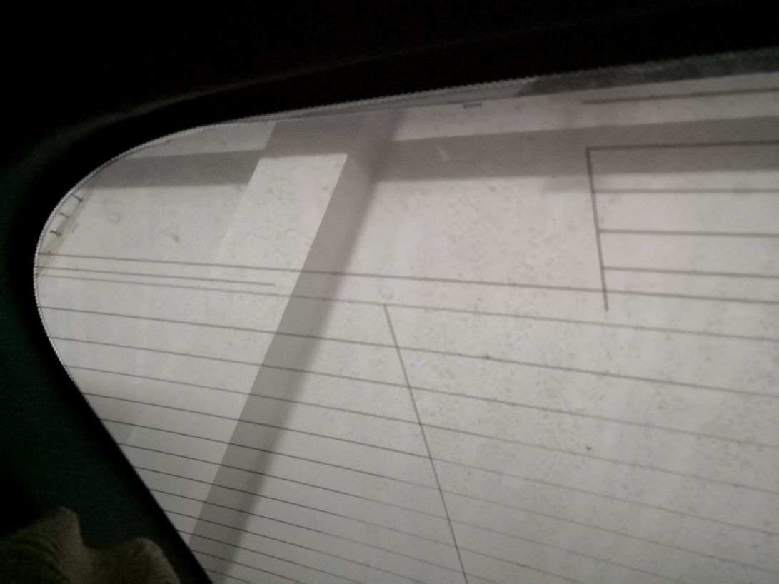 车窗膜起泡老化了撕不下来怎么弄,车窗膜一撕就碎怎么去除