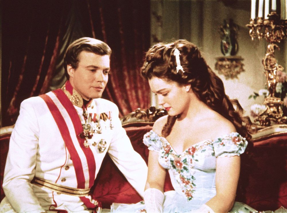 茜茜公主真的美吗,茜茜公主绝美造型