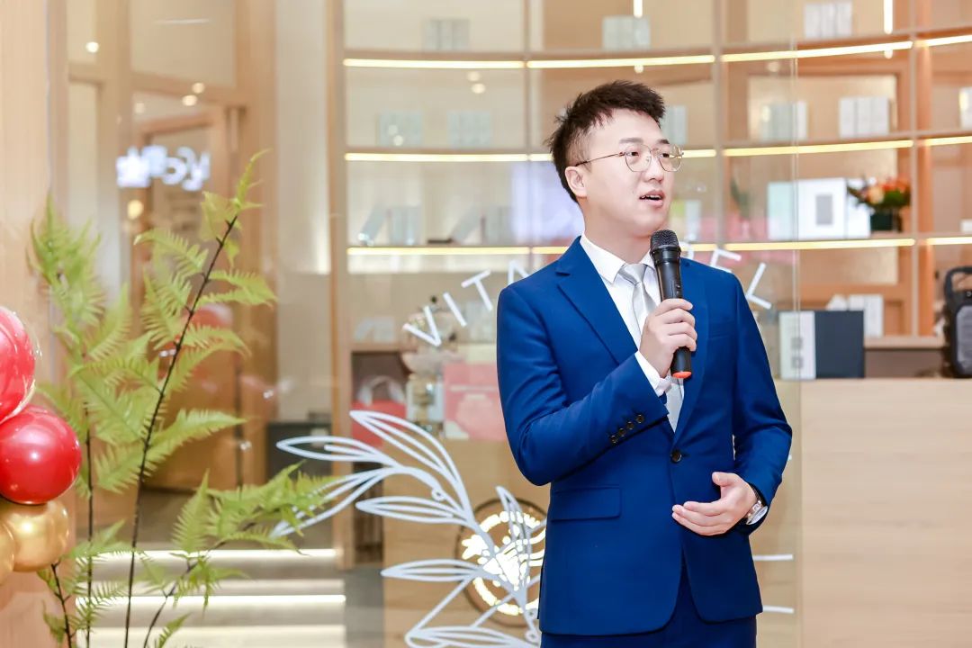 8090后最后的倔强,90后深陷脱发困局