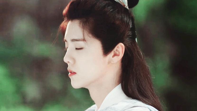 鹿晗丸子头发型图,鹿晗丸子头发型