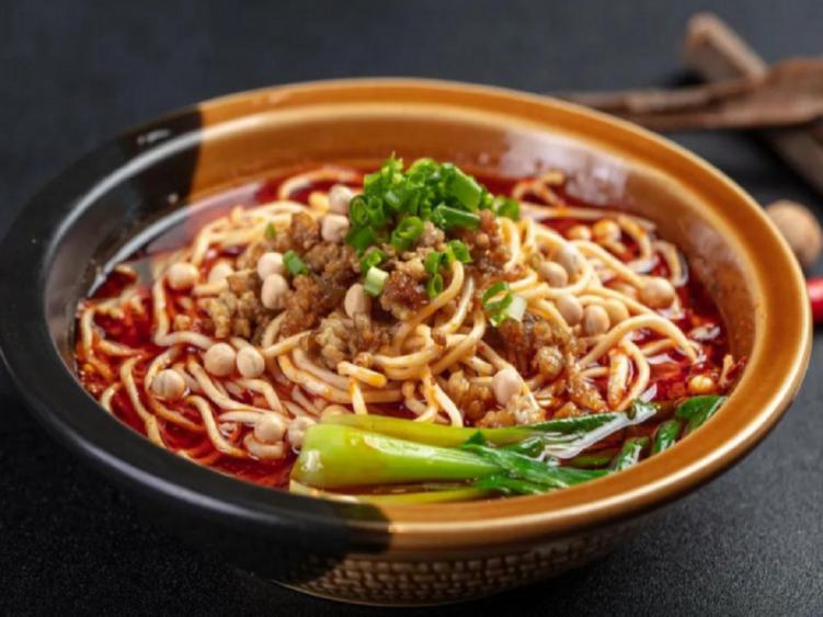 成都最受年轻人喜欢的特色小吃,成都除了小吃还有什么美食推荐