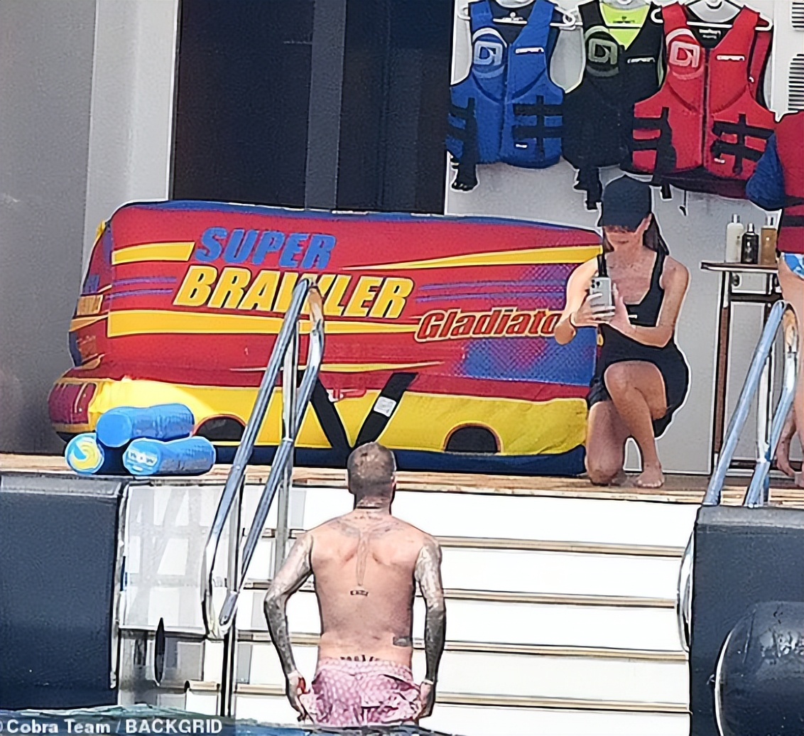 贝嫂承认与儿媳冷战不和,贝嫂跟婆婆闹翻事件视频