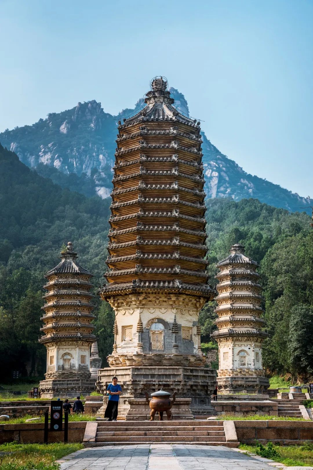 中国最灵的寺庙雍和宫,不要再去一个人挤人的景点