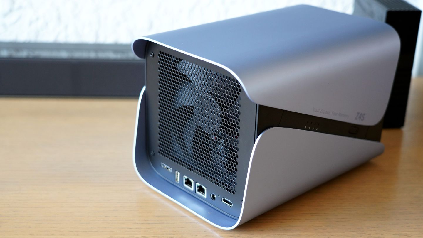 极空间z4s影音教程,极空间z4s系统安装位置