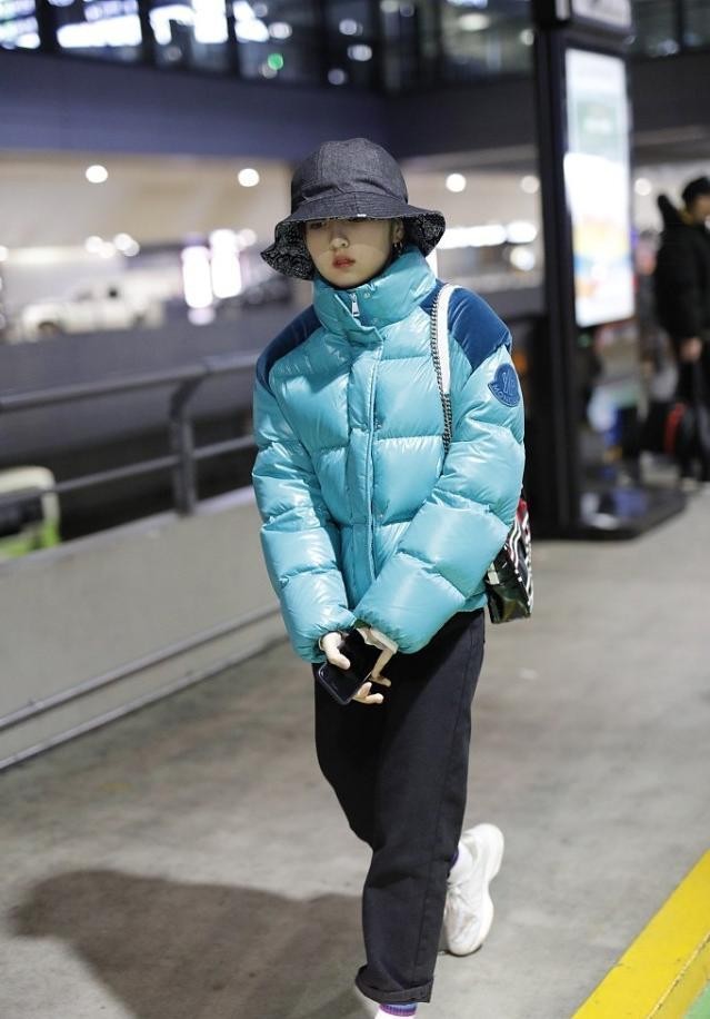 张子枫渐变帆布包,张子枫单肩挎包