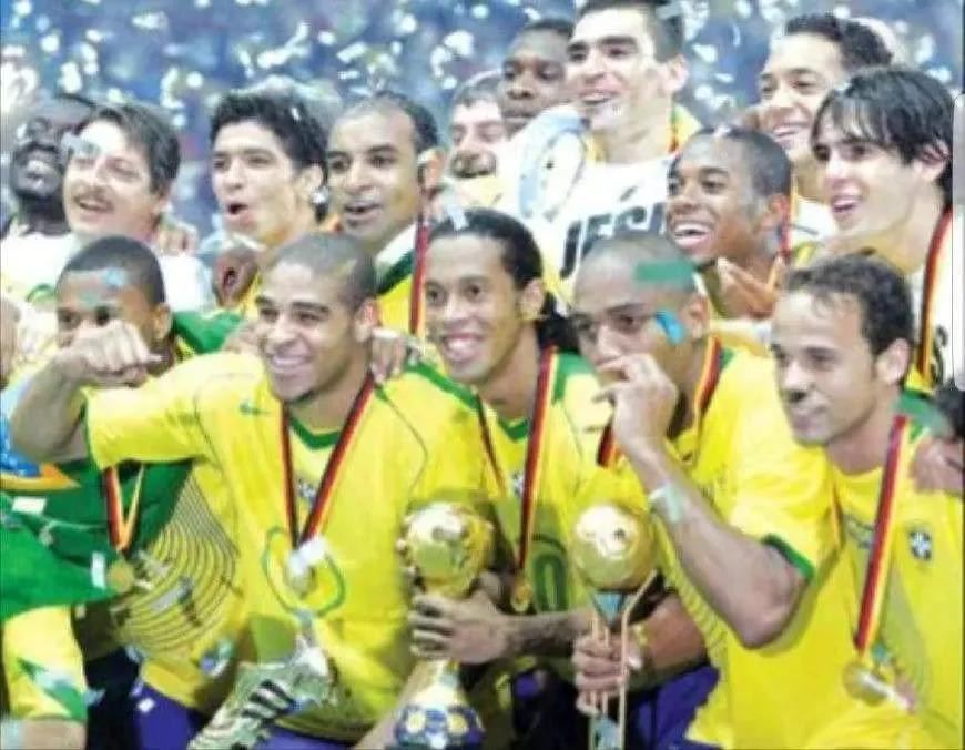 阿德里亚诺为什么叫梅阿查国王,足坛十大神锋阿德里亚诺