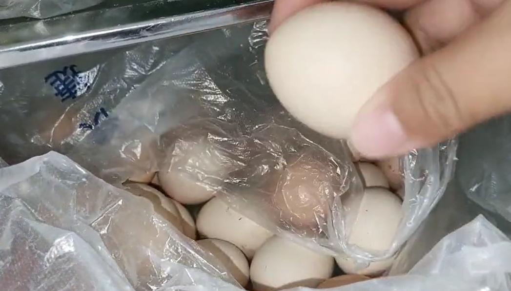 鸡蛋放冰箱的最佳储存方法,鸡蛋保存方法可直接放冰箱保鲜吗