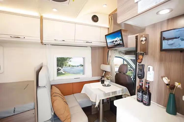 房车生活中的乐趣故事 (房车故事视频)