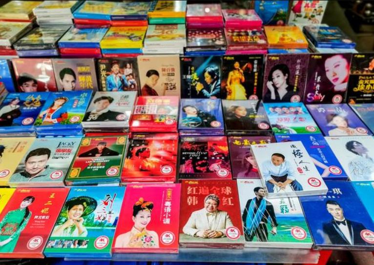 广州越秀区上下九步行街长堤老街,广州越秀古老街图片