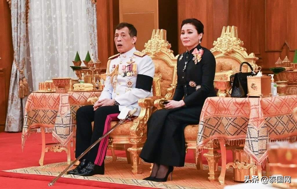 泰国国王王后近日最新活动报道,现任泰国国王王后