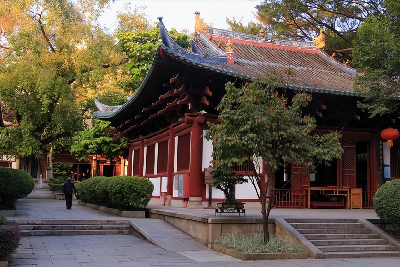 为什么日本人不喜欢社交,为什么日本人很讨厌背包