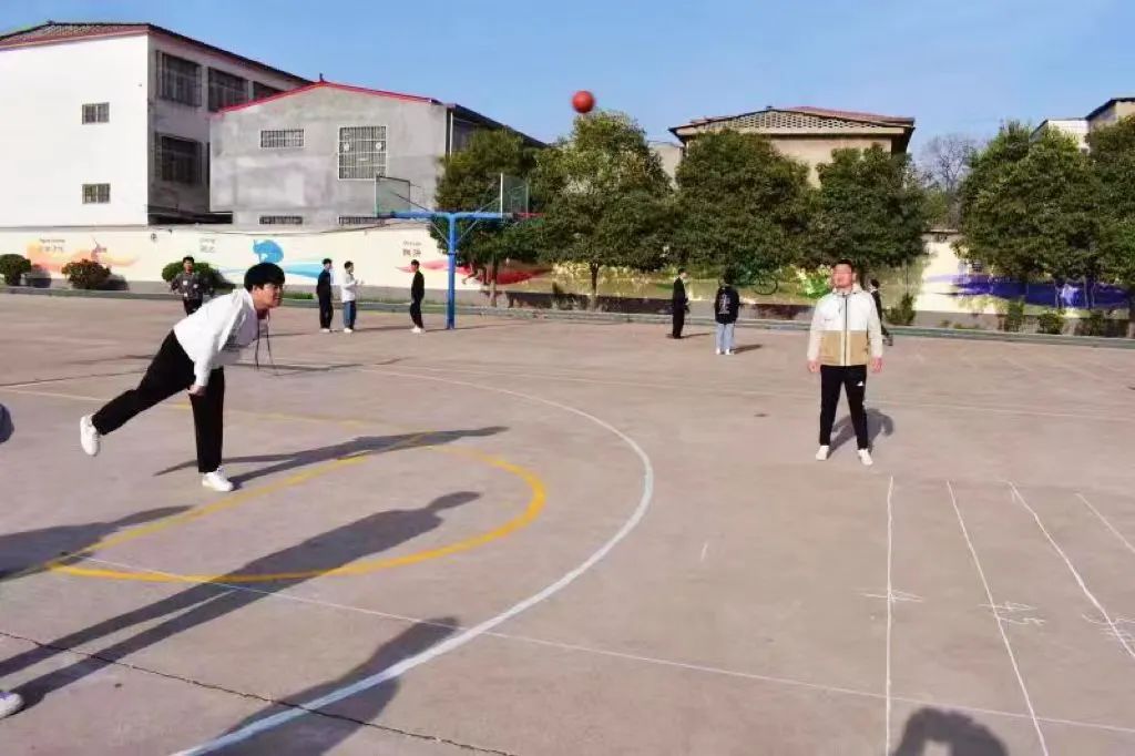 高三体育达标项目,高三体育达标测试标准