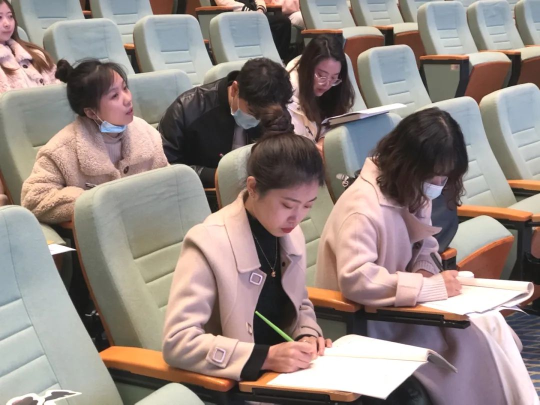 躬身精准研课堂，深耕笃行促成长｜新川外国语小学部教师示范课