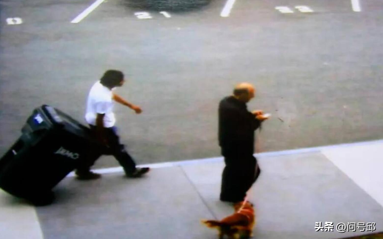 美国14岁少年在校女厕奸杀24岁女老师，凶手将尸体装进垃圾桶抛尸