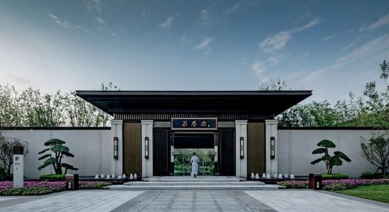 新城控股2023年资金链如何,巧妙时光