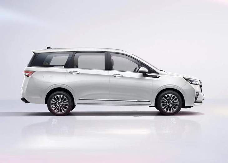 全新红旗h5实车现身,红旗h5新款是官车吗