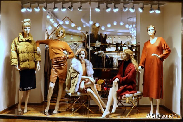 女子网购39元裙子,女子网购衣服几十和一百多的