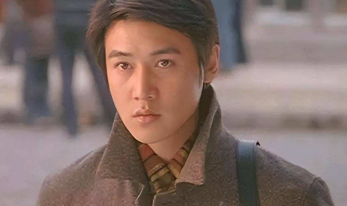 明星脸部僵硬的图片,很多明星脸僵是怎么回事