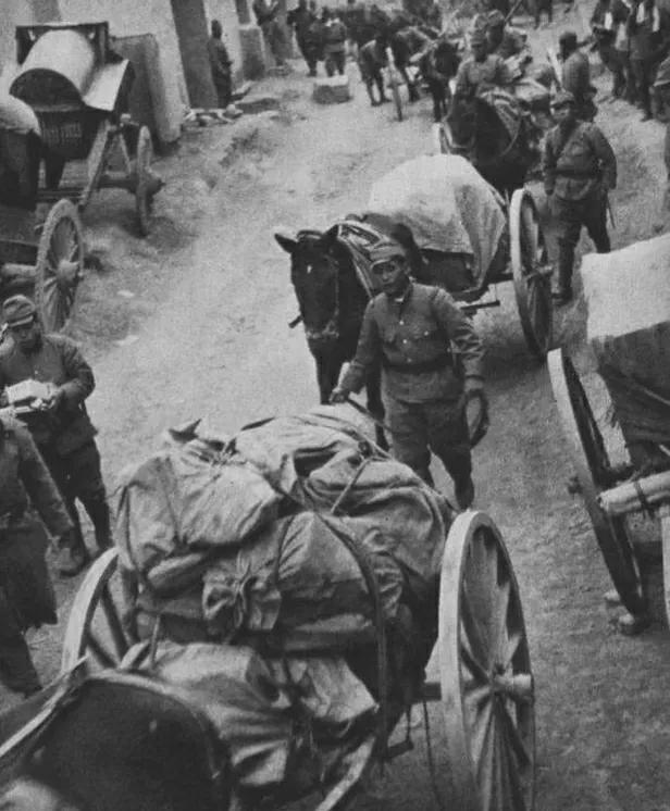 【晚清*楼青**秘影】*楼青**女丰乳肥臀，媚态撩人，风情尽显！