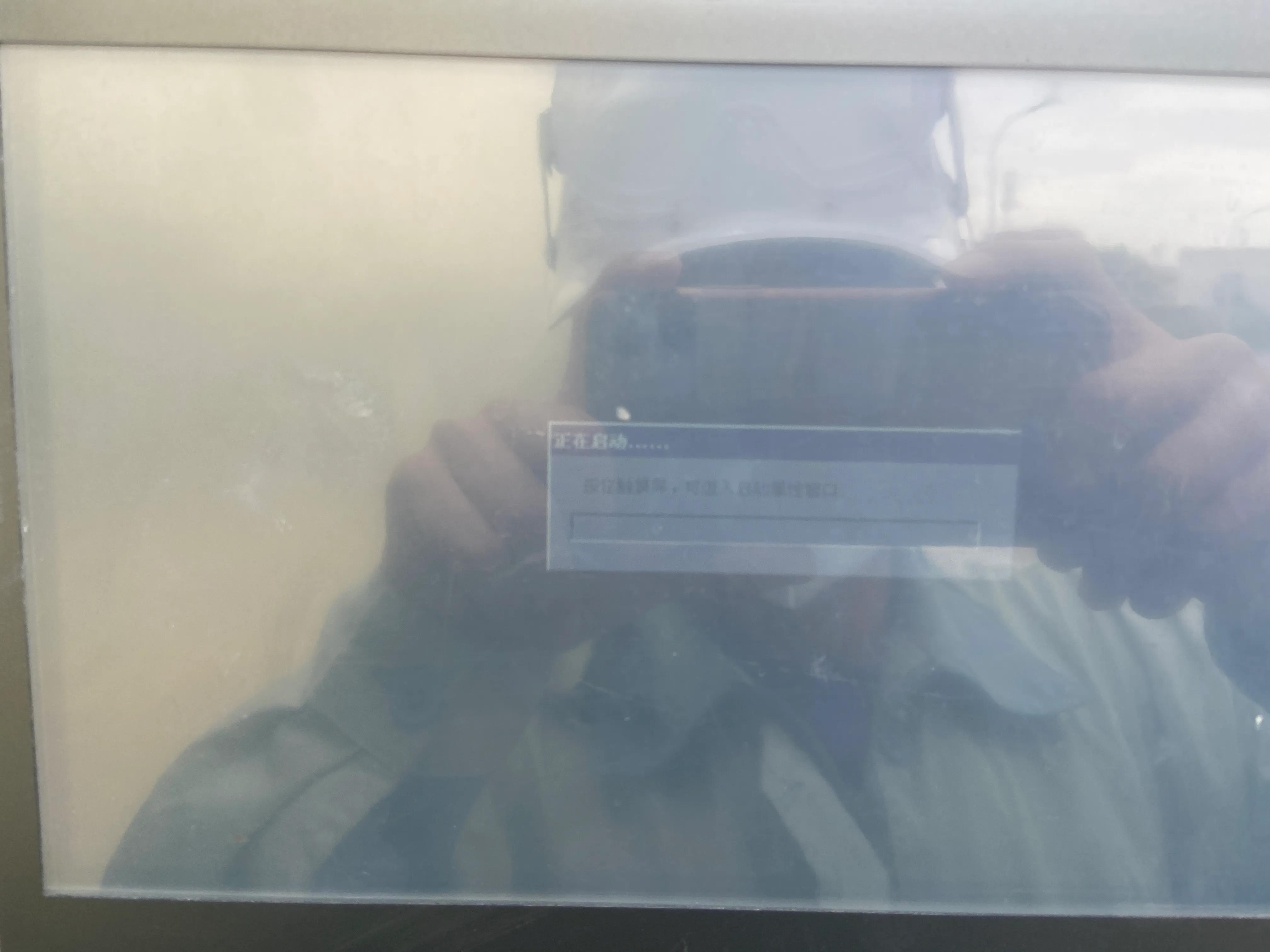 触摸屏控制交通灯plc程序,plc触摸屏图形导入