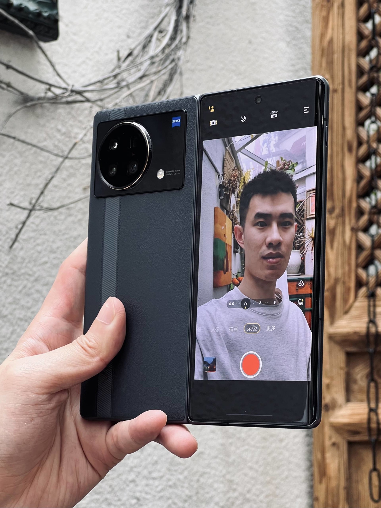 vivoxfold折叠屏评测,vivoxfold对比华为matex2