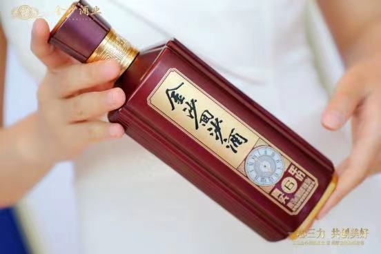 金沙酱酒酱香型精品标杆,金沙酱酒标杆精品