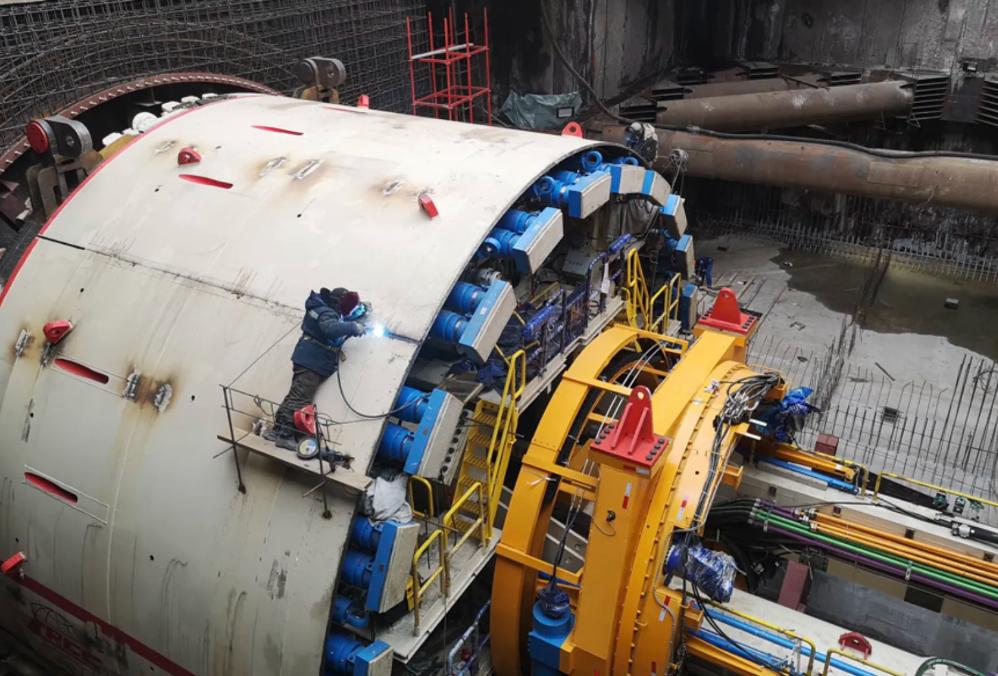 辟谣中国造不出圆珠笔,中国真的造不成光刻机吗