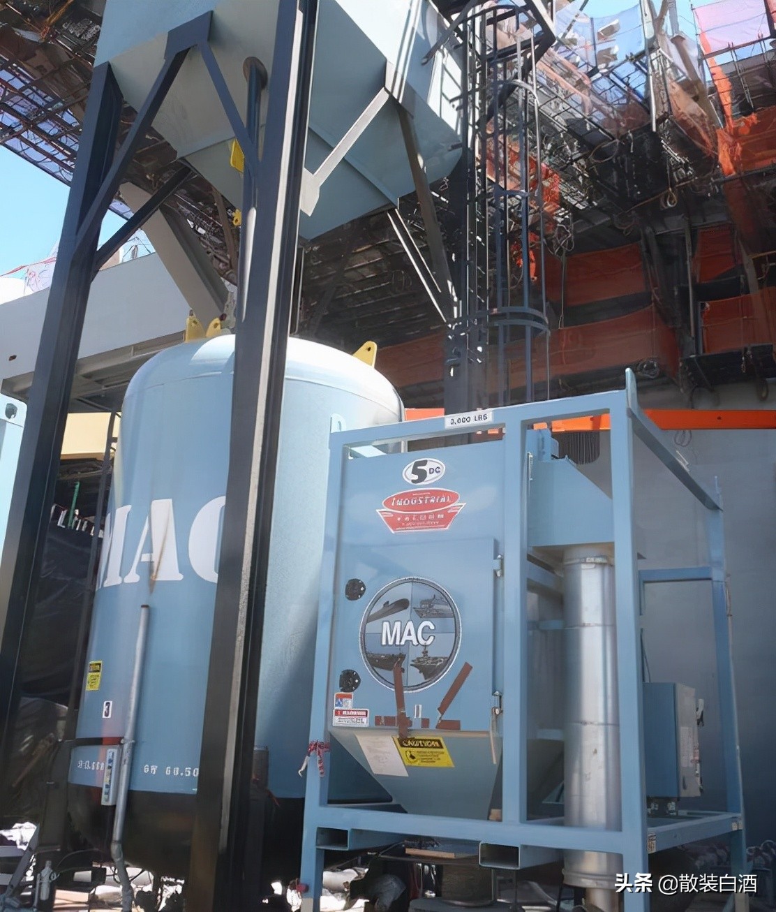 造一个航母有多难,造航母用多少吨钢板