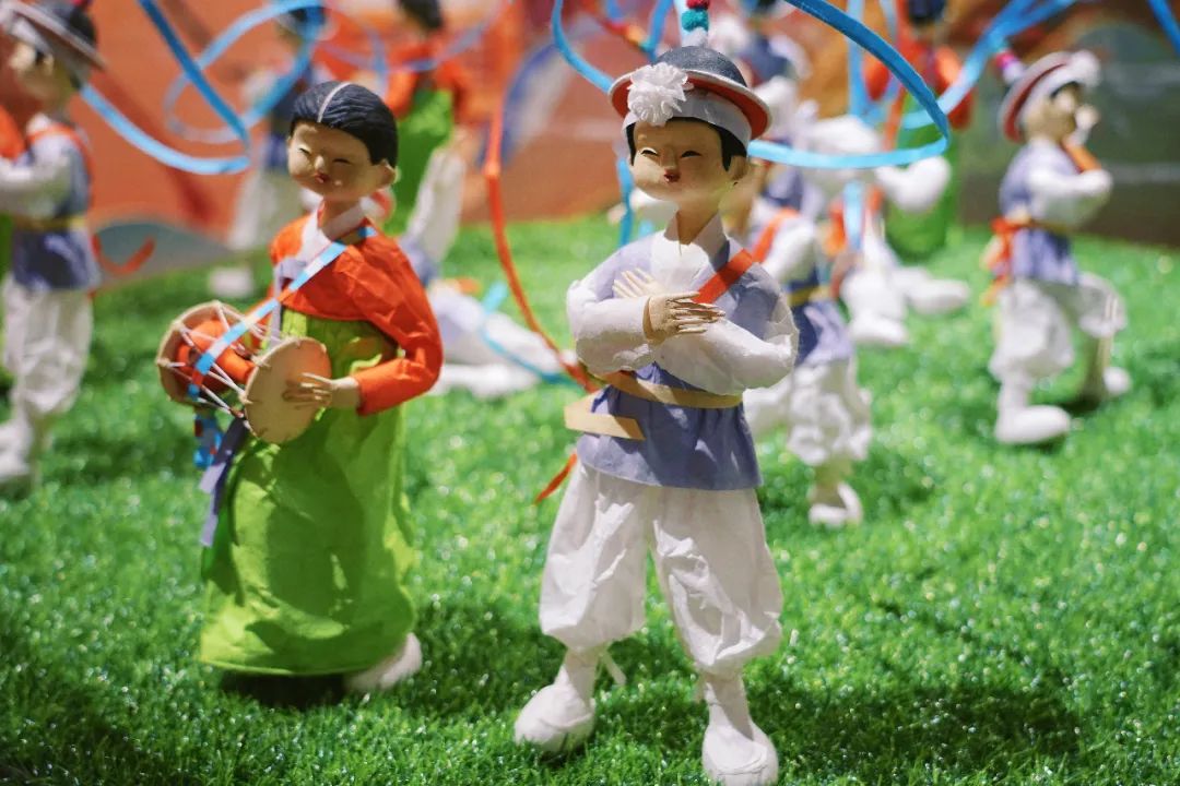 不一样的延吉旅行！坐上一辆复古铛铛车，深度感受朝鲜族历史文化