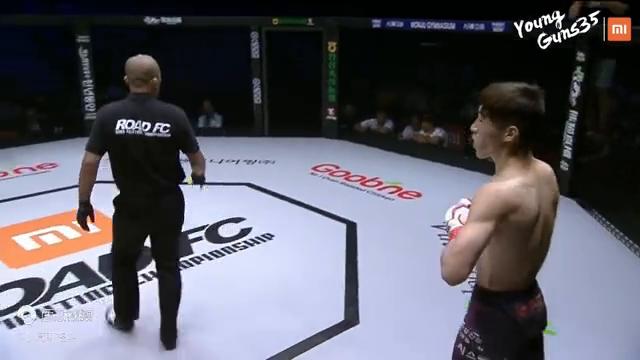 韩国选手肮脏的一脚,韩国选手踢裆被揍