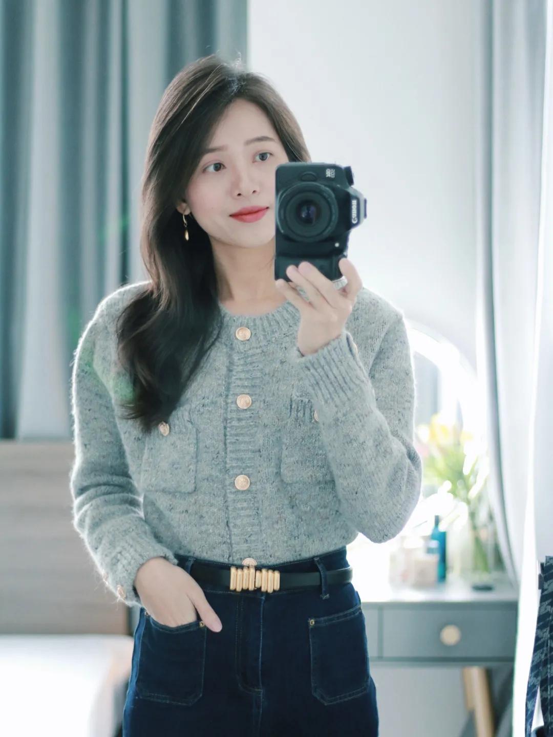 什么样的针织衫搭配半身裙好看,今年最流行的针织衫搭配裤子整套