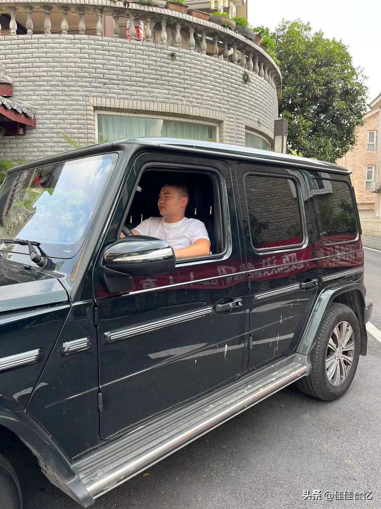 四川电视台主持人万喜,万喜主持人