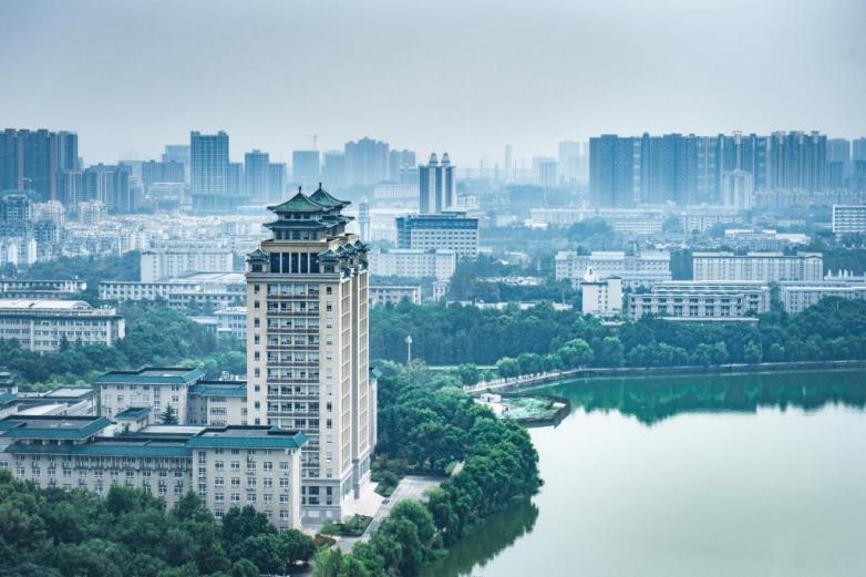 湖北大学进步神速,湖北省武大华科名次