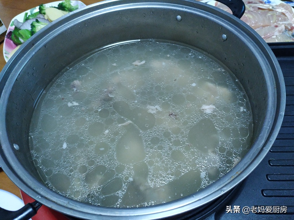 在家用涮烤一体锅,吃喝玩乐涮烤锅一体锅